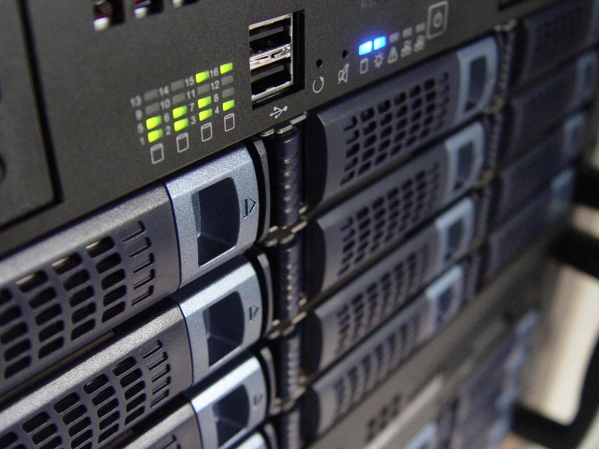 Webhosting auf moderner Servertechnik